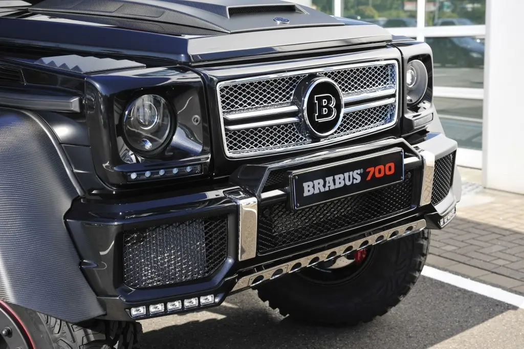 Brabus 700