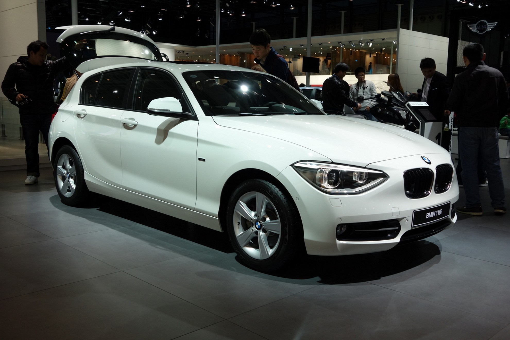 Bmw shanghai auto show 01