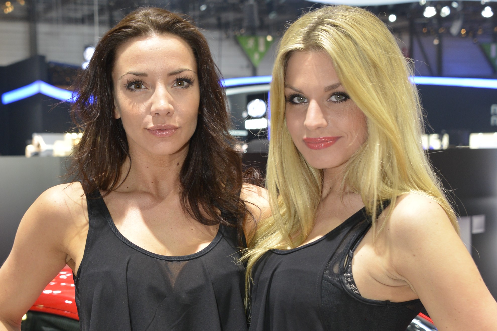 Car show girls geneva motor show 04