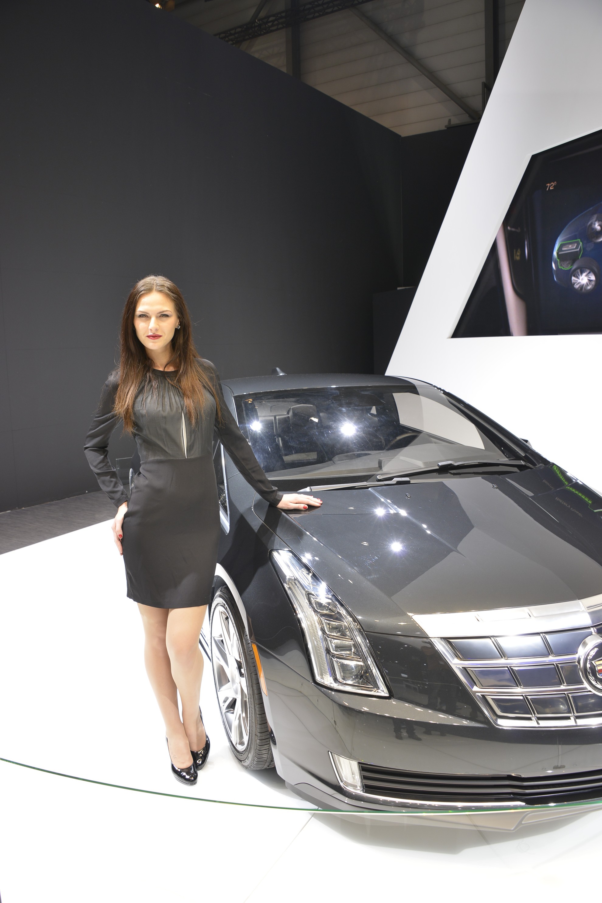 Car show girls geneva motor show 10