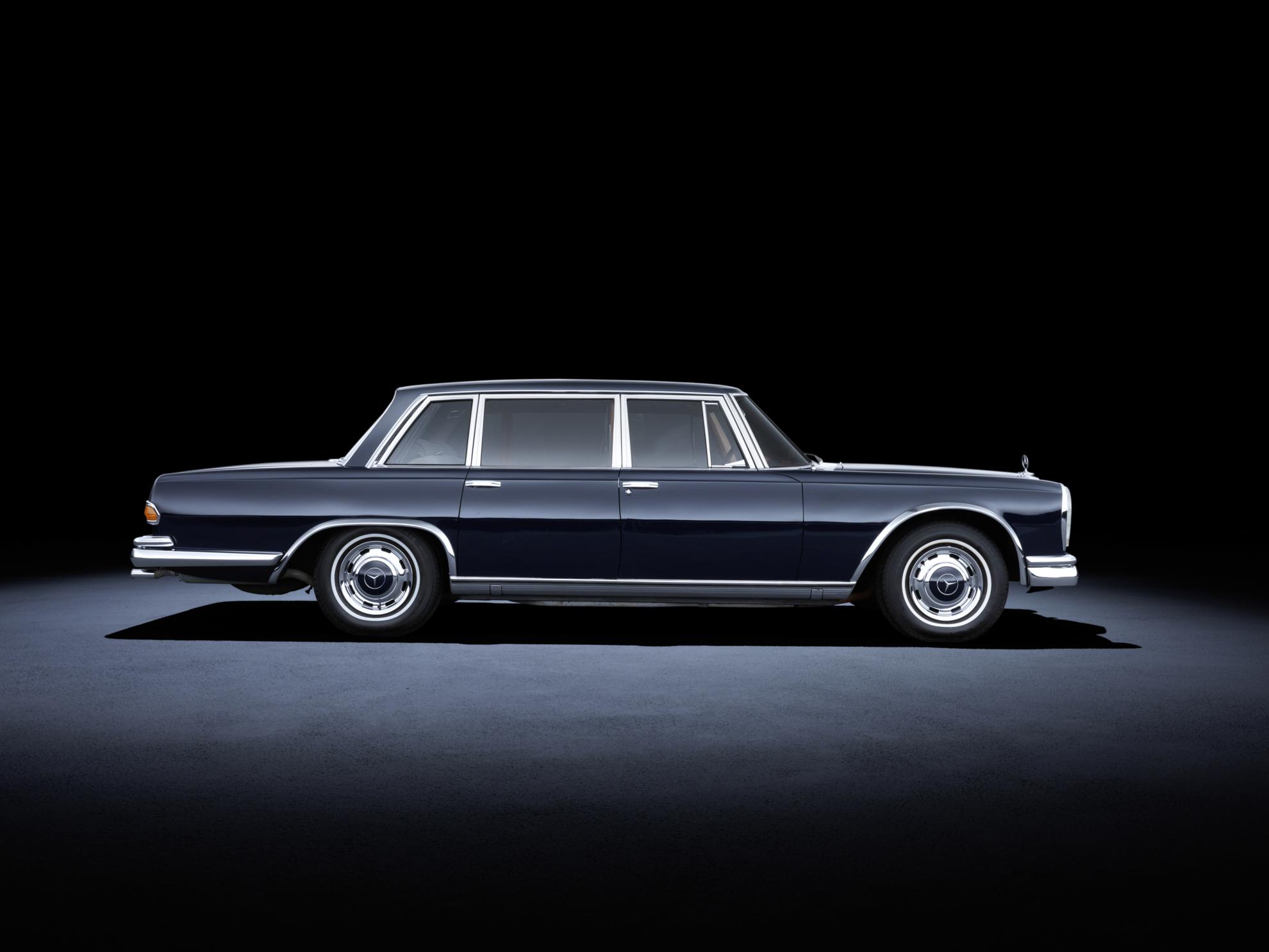Mercedes benz 01