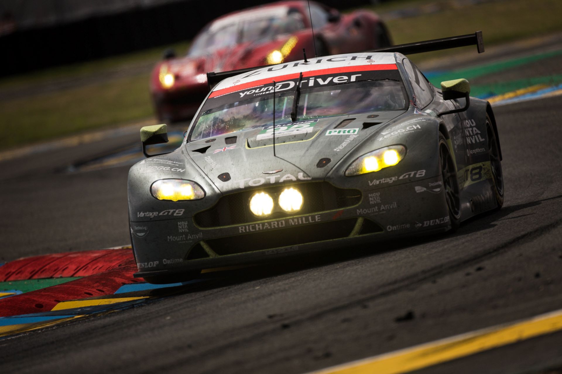 Ultra successful aston martin vantage gte prepares for final farewell in fia world endurance championship