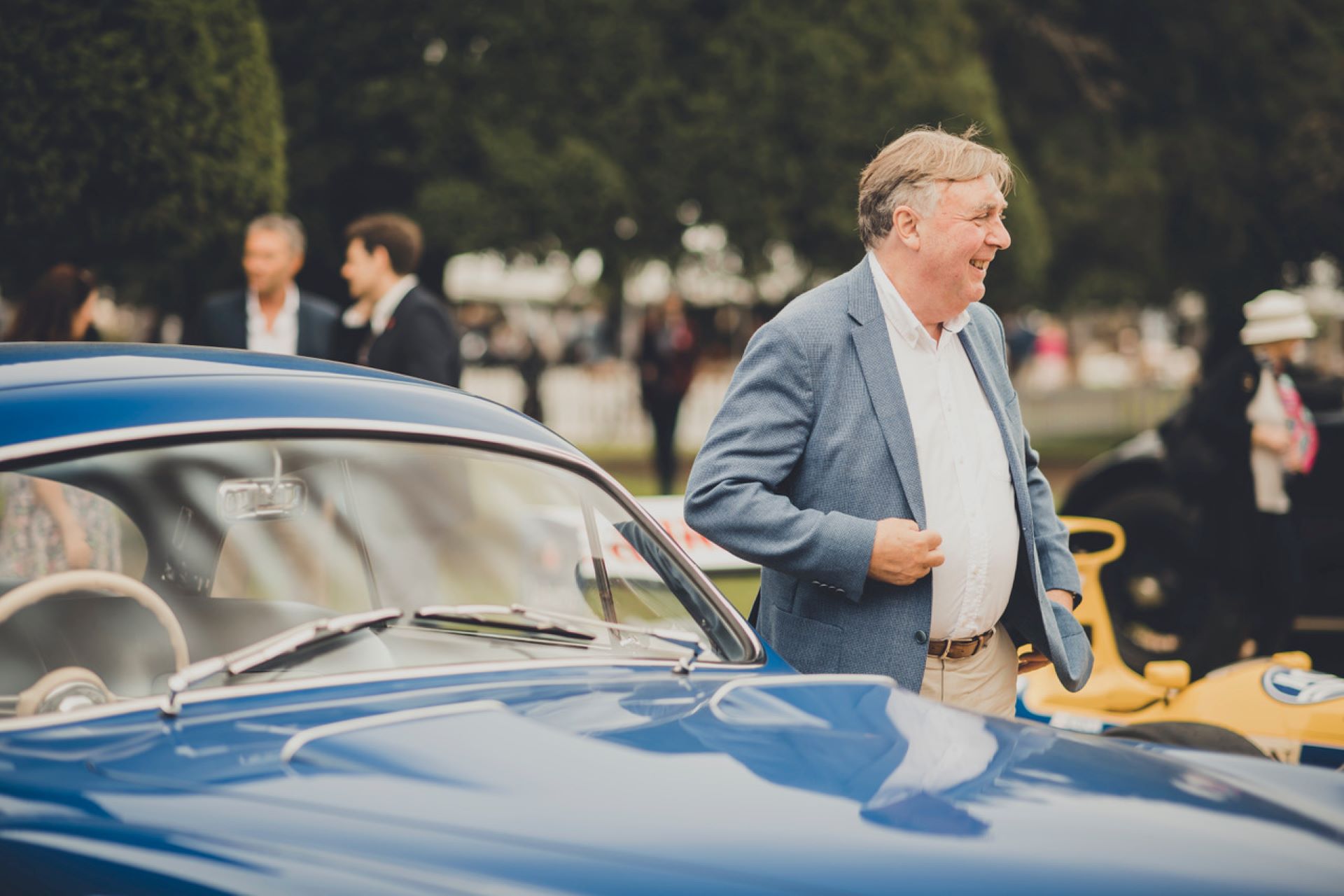 Bridge of weir leather supports inaugural peter horbury fellowship award to inspire future car designers