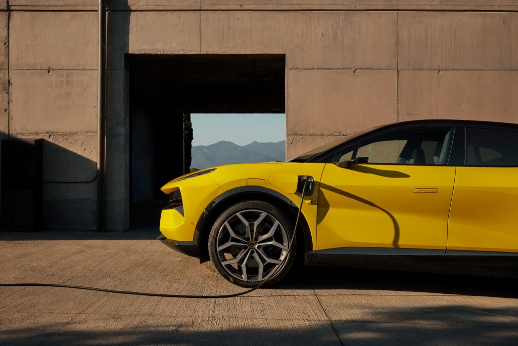 Lotus partners with bosch and mobilize to give customers access to over 600000 european charging stations