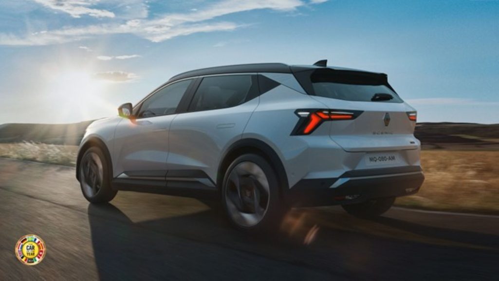 Scenic E-Tech electric voted The Car of the Year 2024