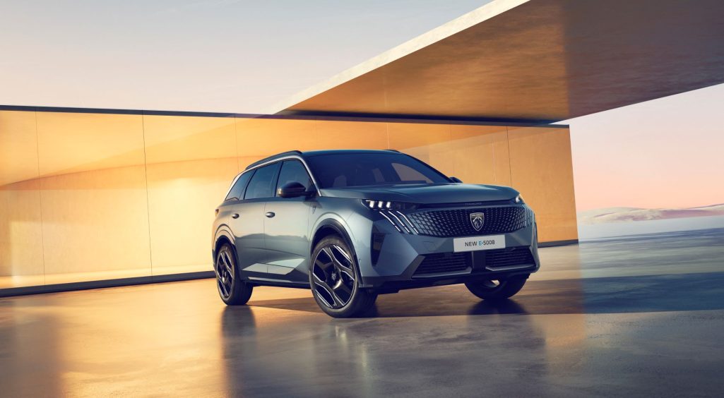 New peugeot e 5008 class above electric large suv