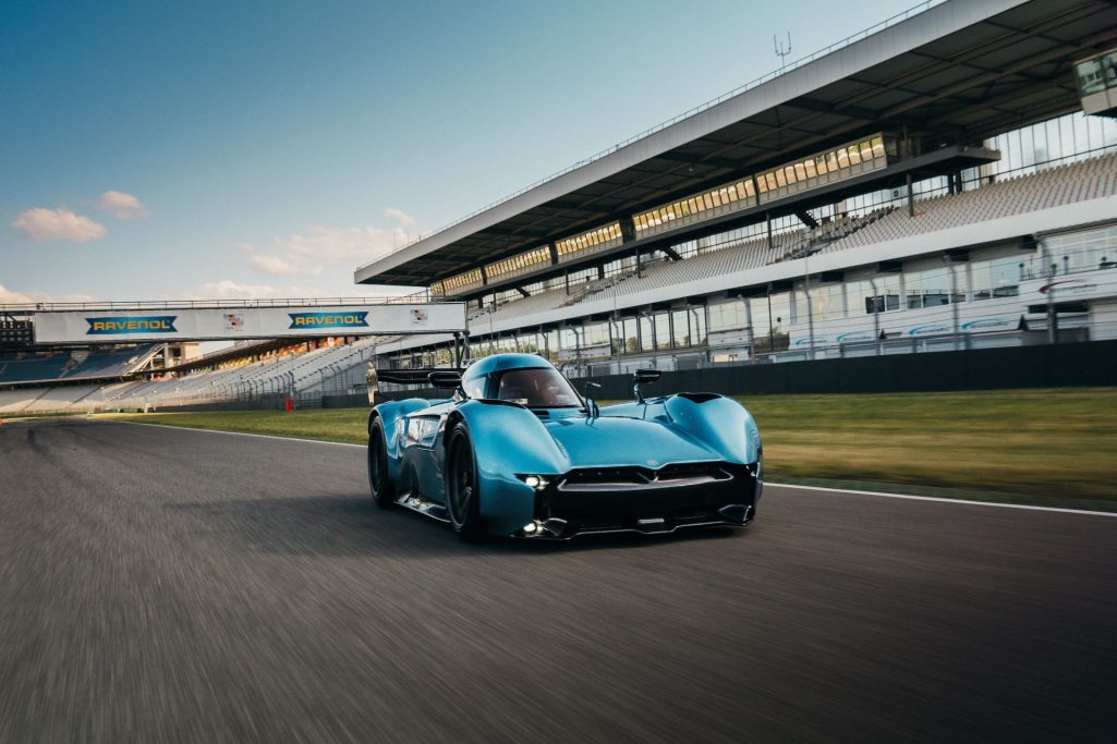 Mcmurtry Speirling Pure Sets New Standard At Hockenheimring