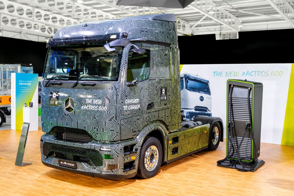 Mercedes Benz Leads The Charge With The Eactros 600