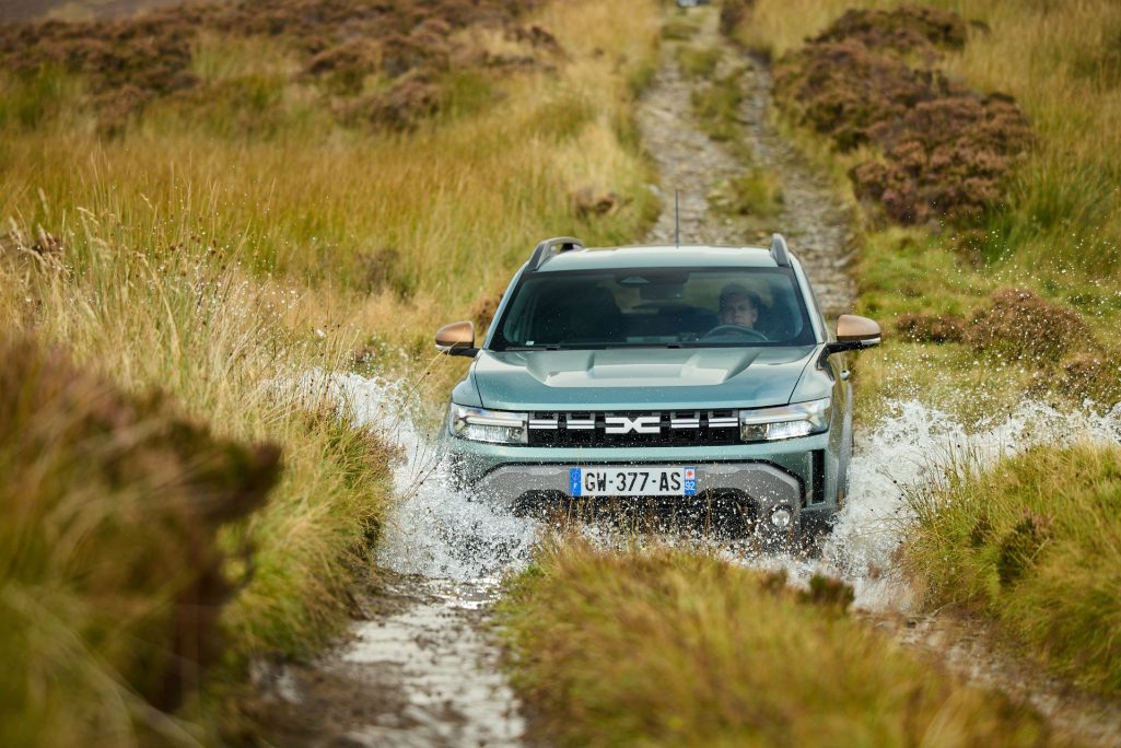 All New Dacia Duster Crowned Car Of The Year In 2025 Carbuyer Awards