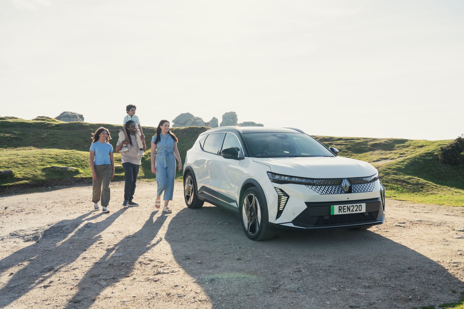 Renault Shines At The Carbuyer Best Car Awards 2025 A Testament To Innovation And Family Focus