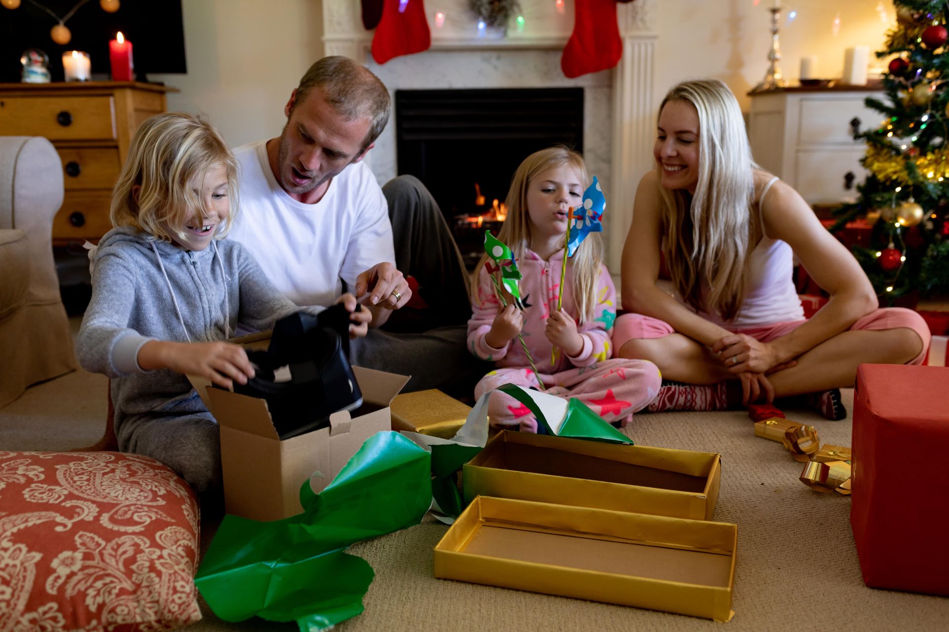 Bens Christmas Families Project Spreading Joy And Support To Automotive Families In Need