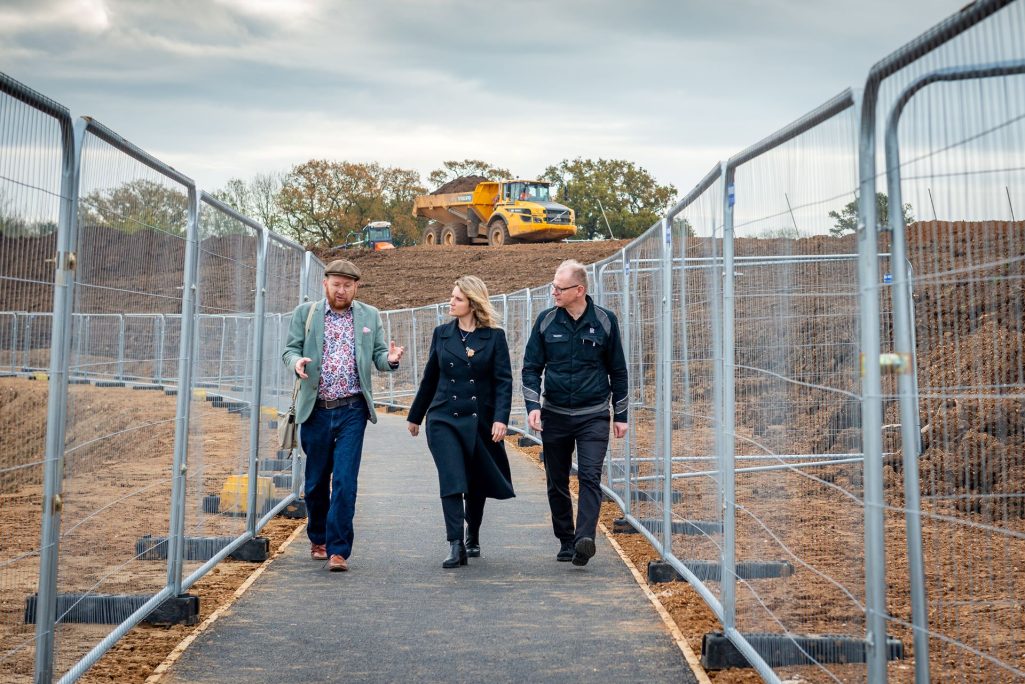 Rolls Royce Celebrates Upgraded Footpath 417 With Ceremonial Walk