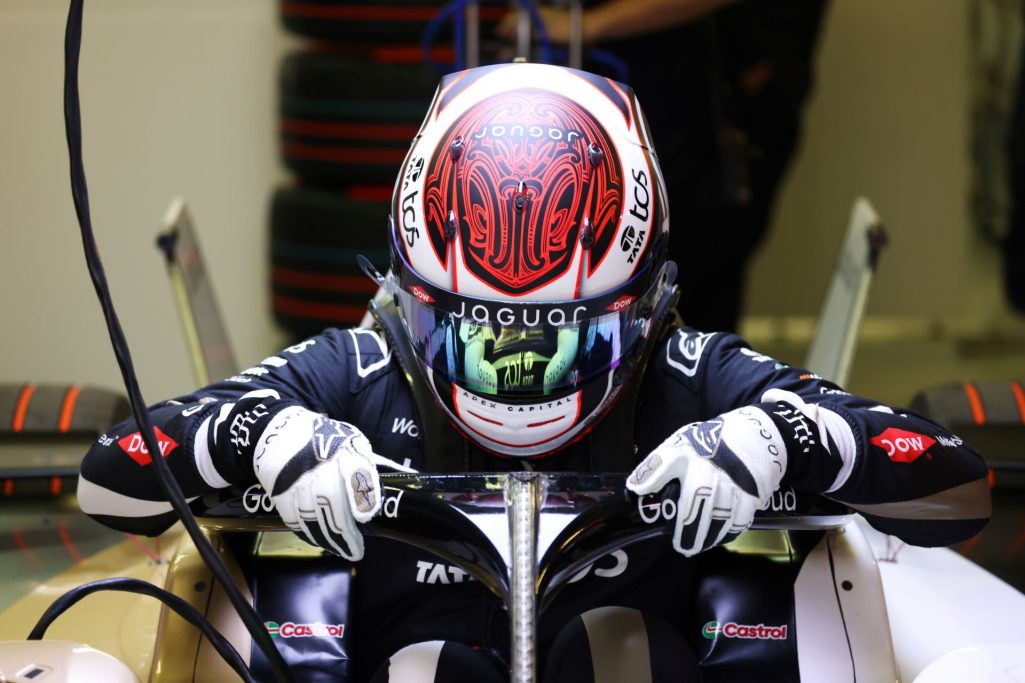 Jaguar Tcs Racing Battles Adversity In Mexico City E Prix