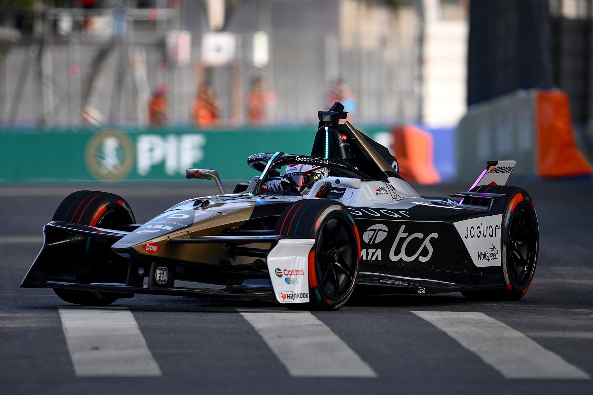 Jaguar Tcs Racing Strong Start To The 2024 25 Formula E Season Eyes On Mexico City E Prix