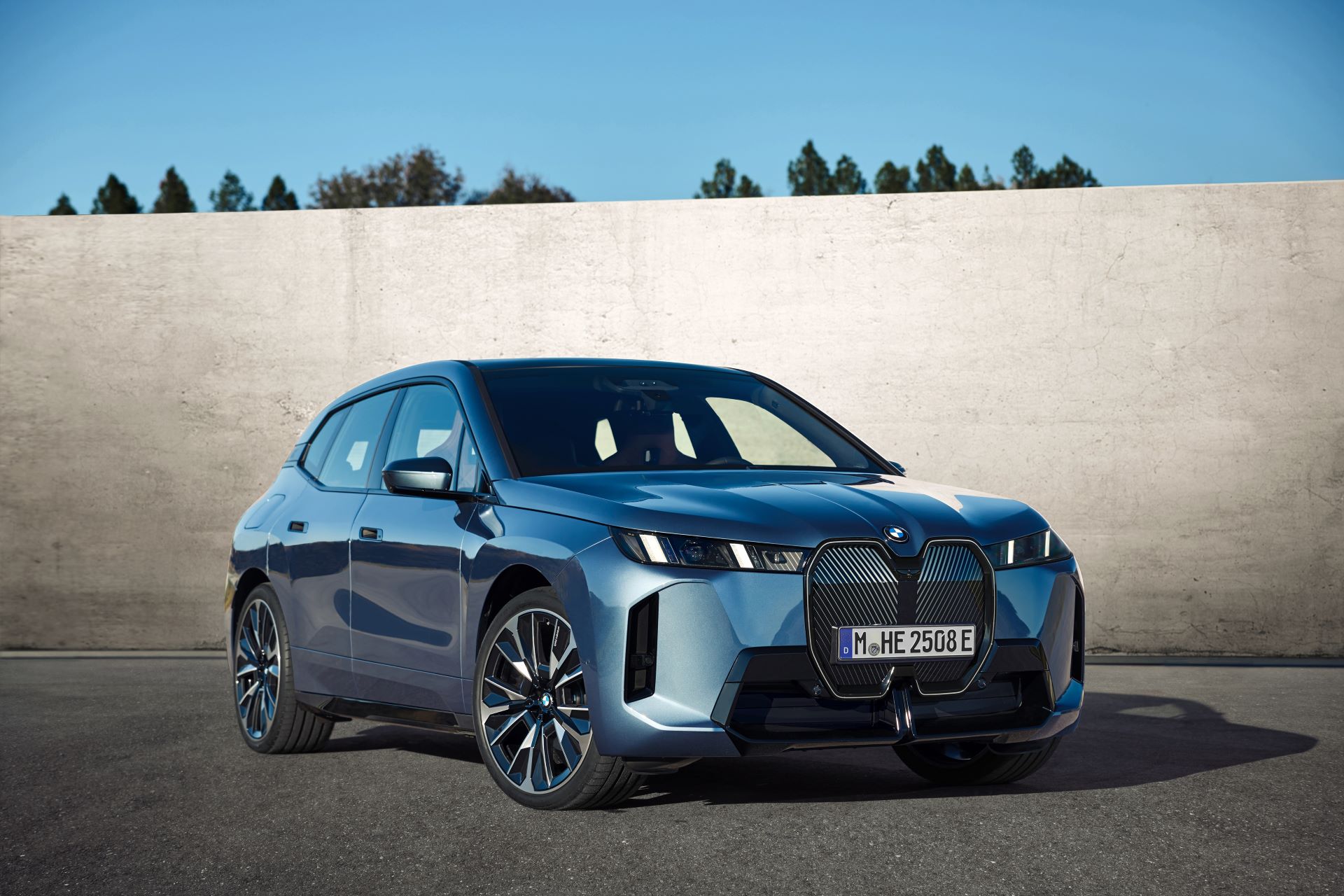 The New Bmw Ix A Leap In Performance Design And Range