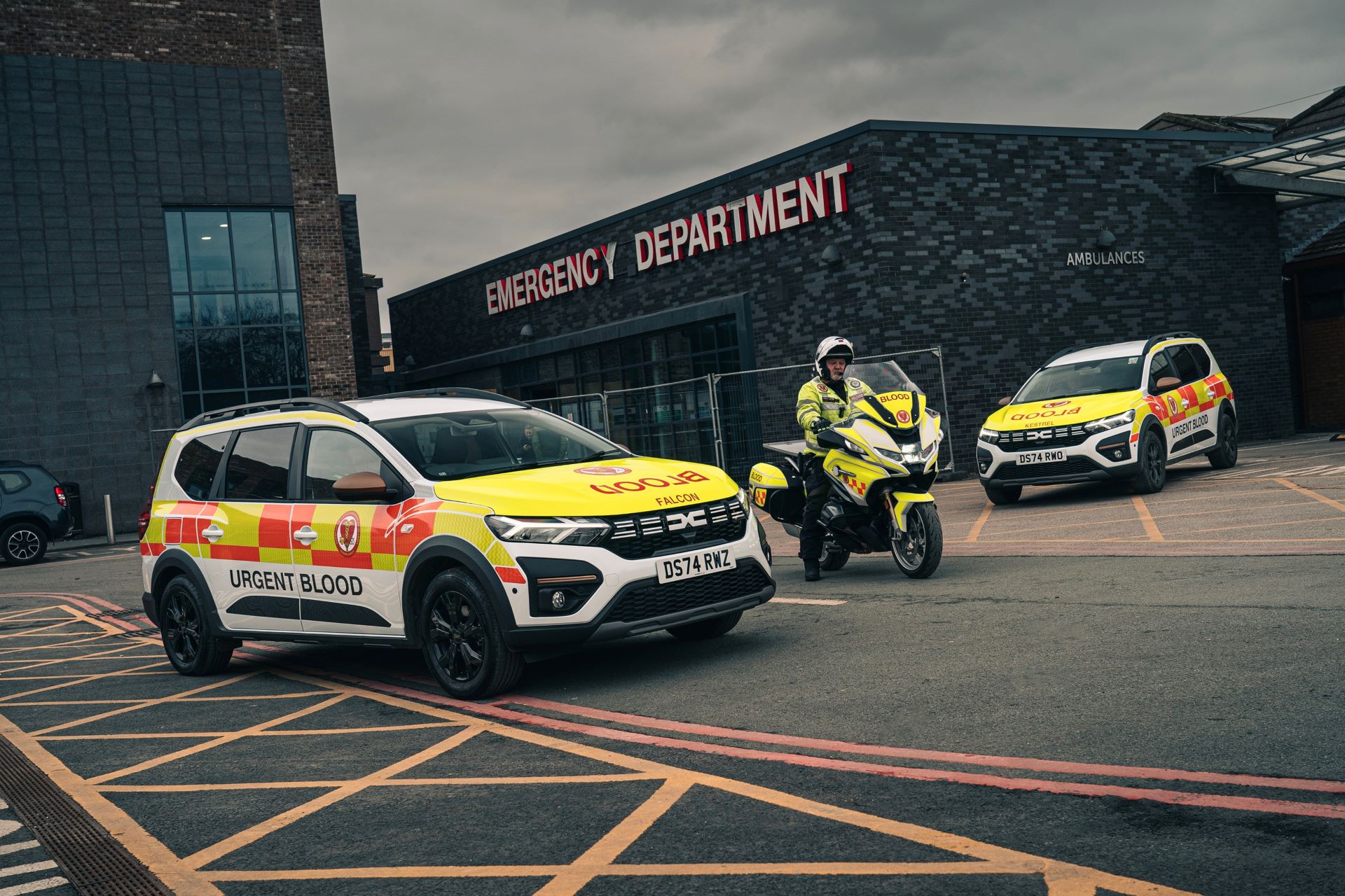 Dacia Jogger Joins The Fleet Of Life Saving Blood Bikes Charity