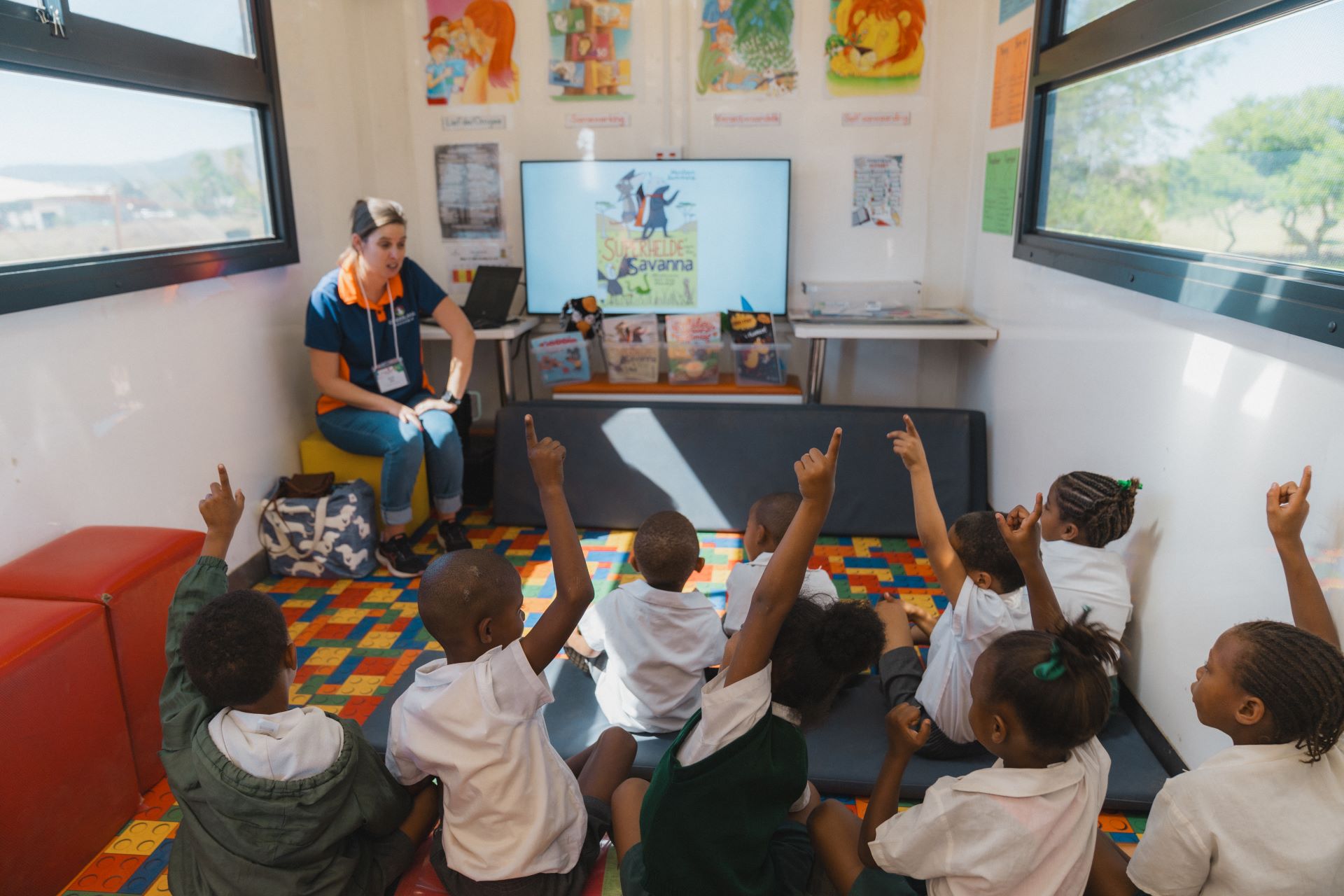 Daimler Truck Southern Africa Drives Educational Transformation With Dgbs Travelling Classroom