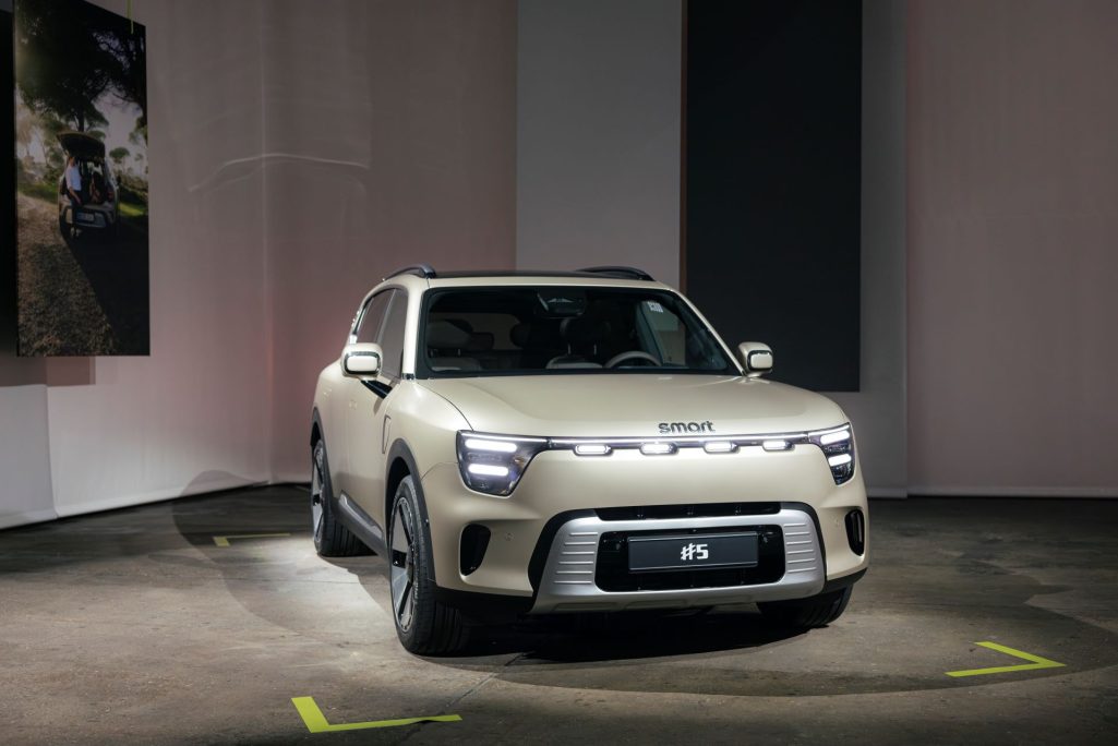 Smart Introduces Its First Mid Size Suv The Smart 5 To The Uk Market