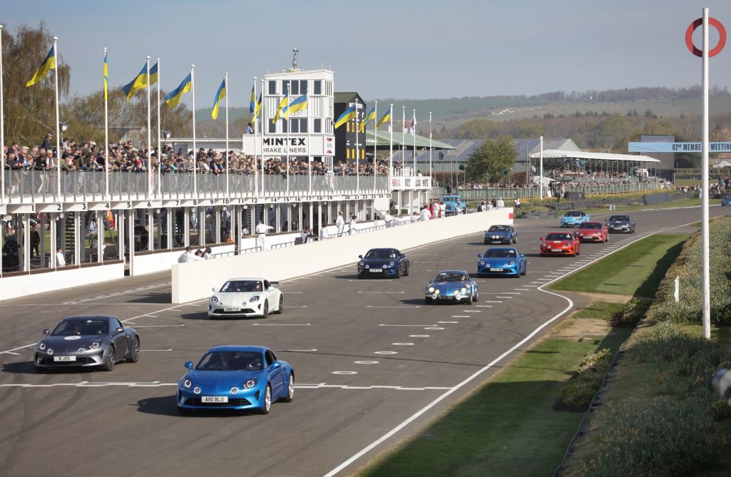 Alpine Ignites Goodwood With Spectacular 70 Car Parade To Mark 70 Years Of Motorsport Heritage