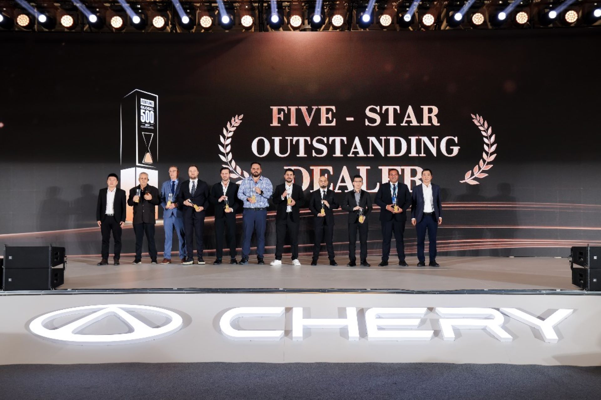 Digicars Group Honoured On Global Stage At Shanghai Auto Show And Wuhu International Awards