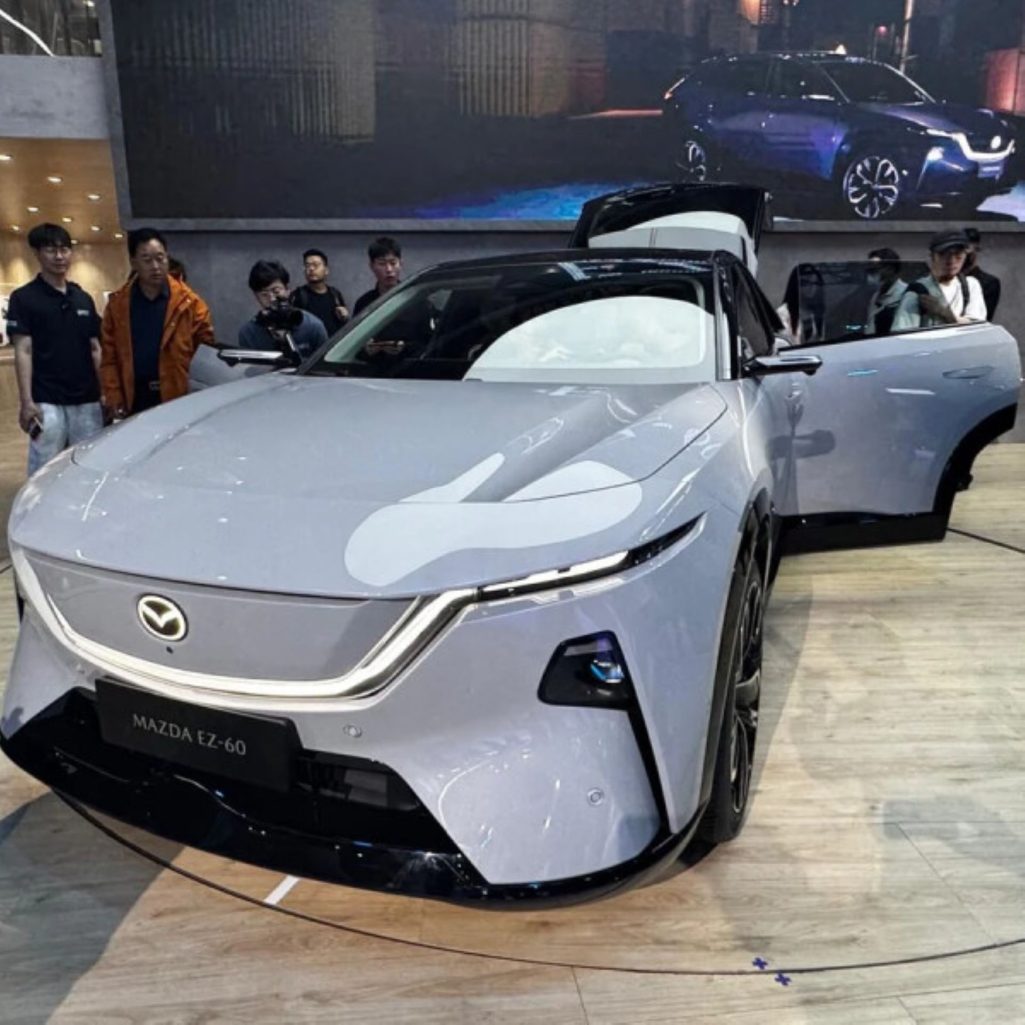 Mazda Unveils The All New Ez 60 A Future Ready Electric Suv With Jinba Ittai Spirit