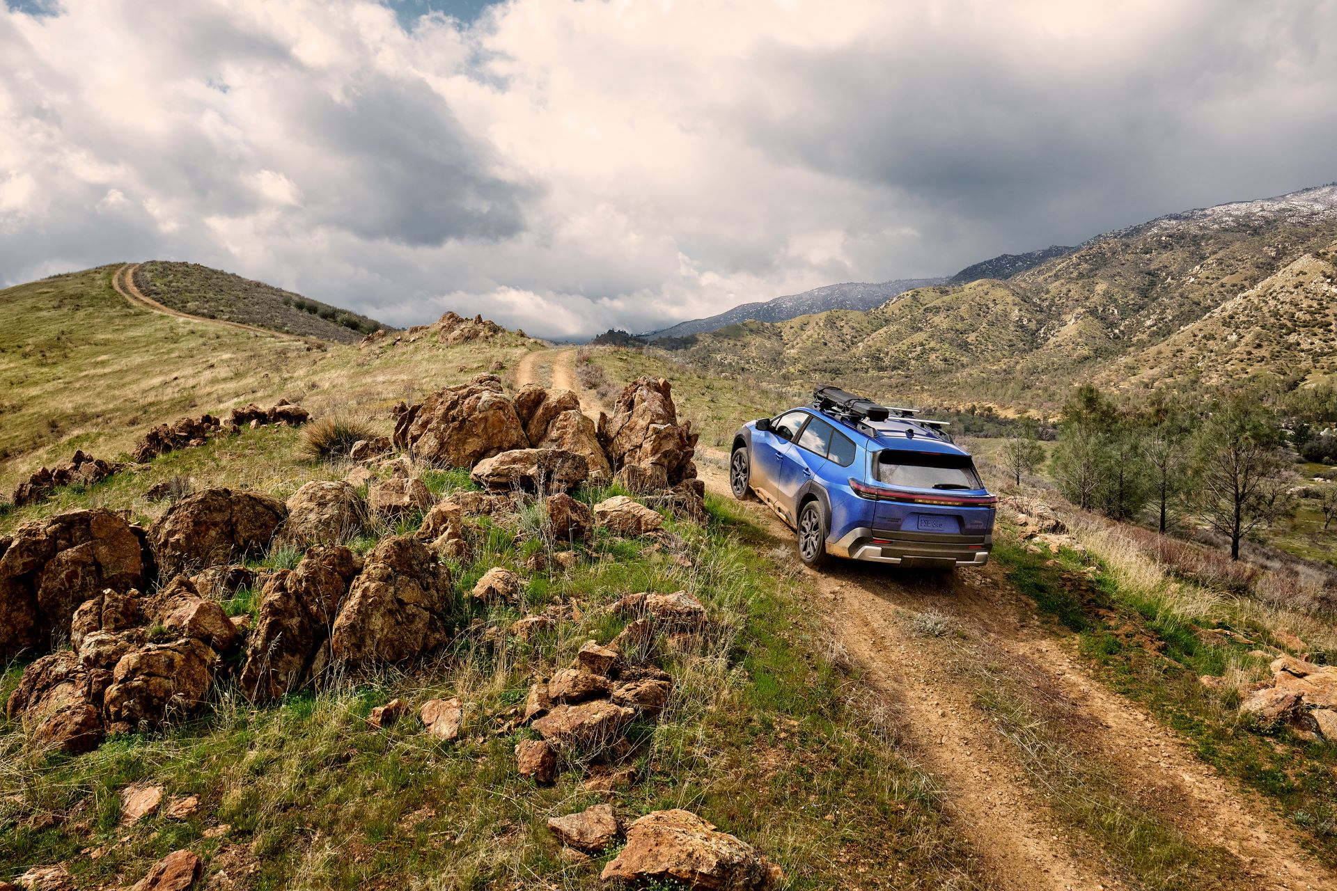 Subaru Electrifies The Future Debut Of All New Trailseeker And Enhanced Solterra At Ny Auto Show