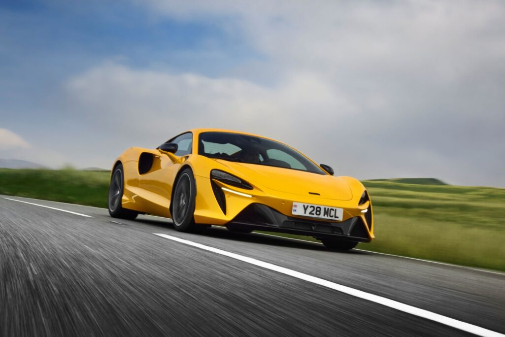 Crowning Glory Mclaren Artura Named Britains Best Drivers Car At The 2025 Autocar Awards 1