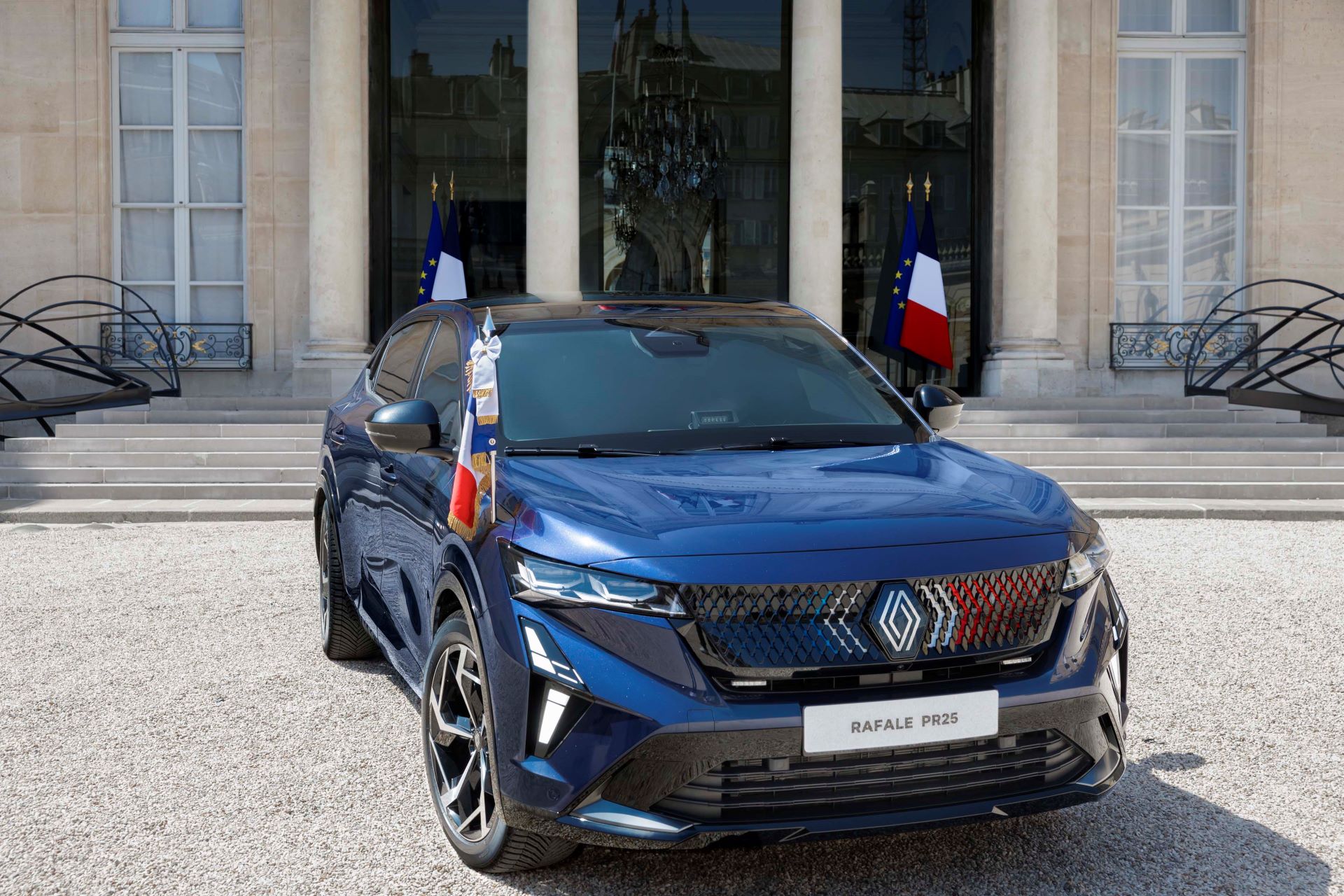 A Rolling Symbol Of The Republic The Presidential Renault Rafale Sets A New Benchmark In French Automotive Excellence 1