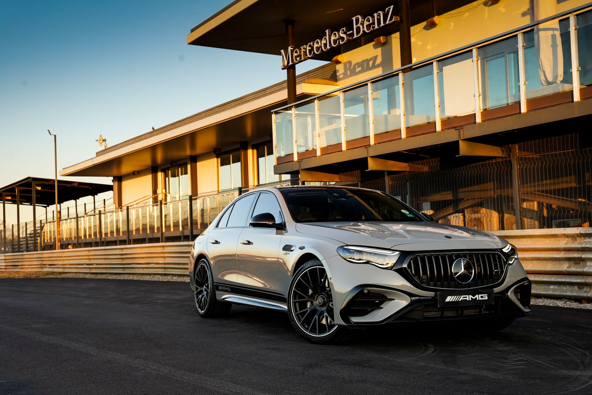 Electrified Excellence The Mercedes Amg E 53 Hybrid 4matic Edition 1 Arrives In South Africa