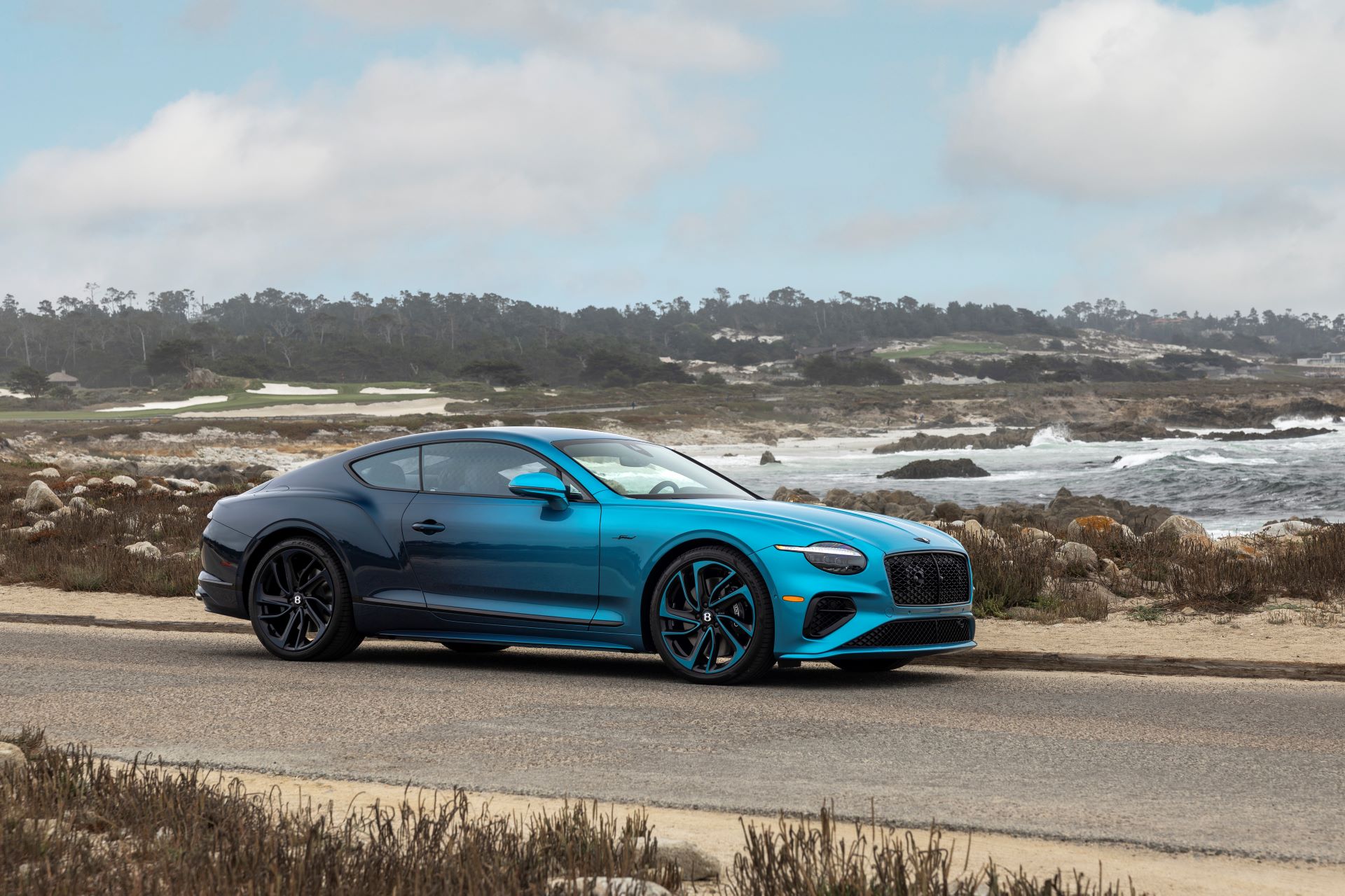 Bentley Unveils Ombre By Mulliner A Handcrafted Masterpiece In Paint