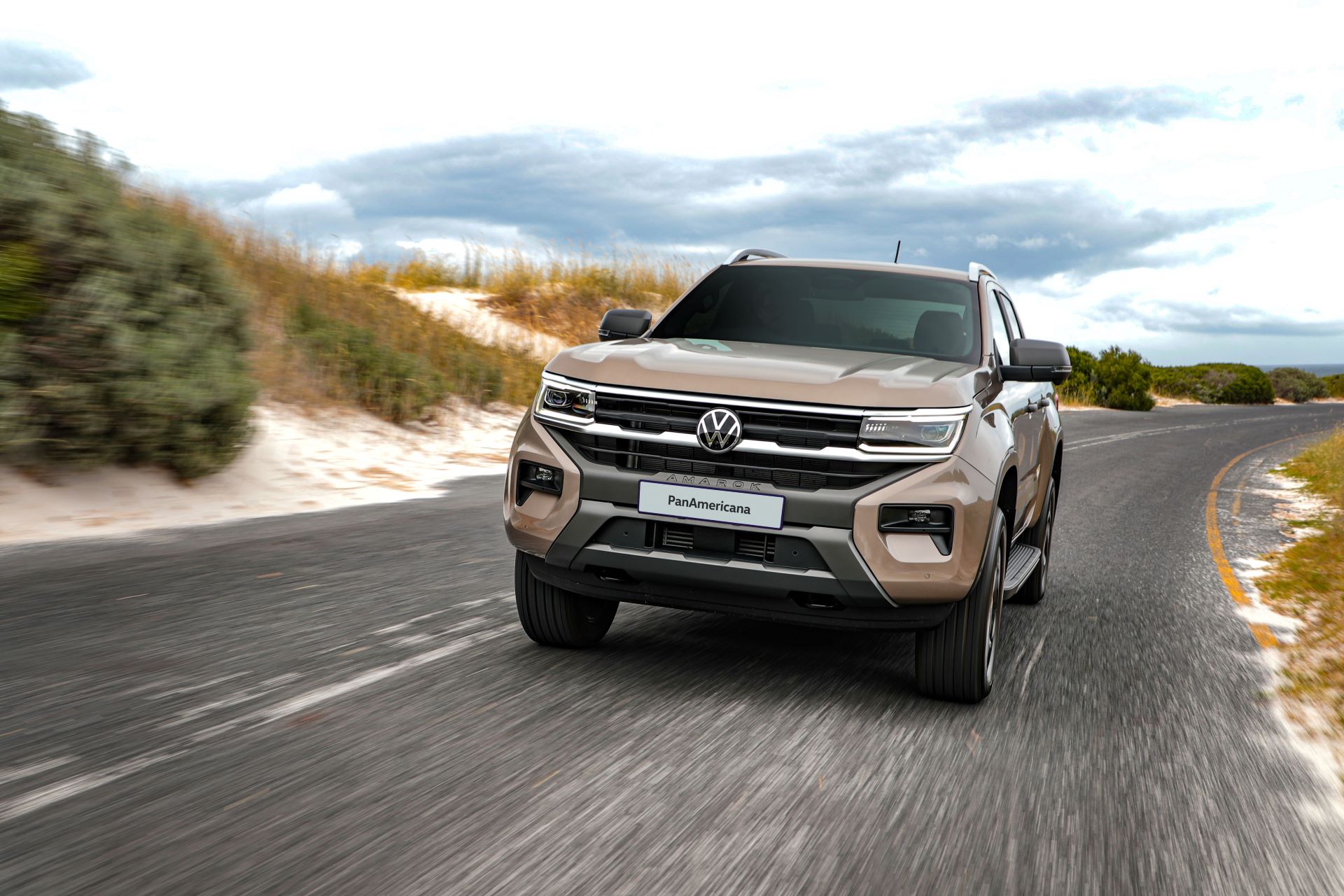 Volkswagen Expands Amarok Range With New 2 3l Turbo Petrol Engine
