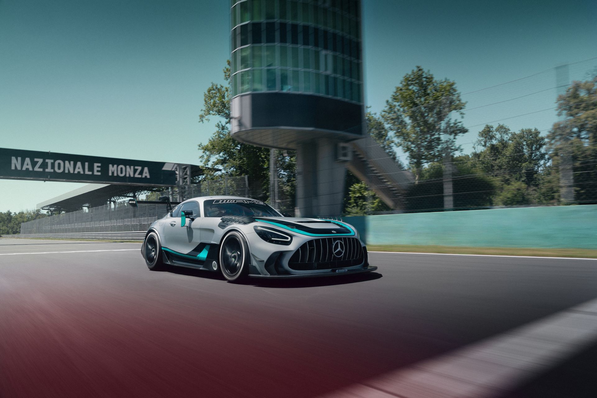 Mercedes Amg Gt2 Edition W16 A Fusion Of Formula 1 Dna And Gt Racing Excellence