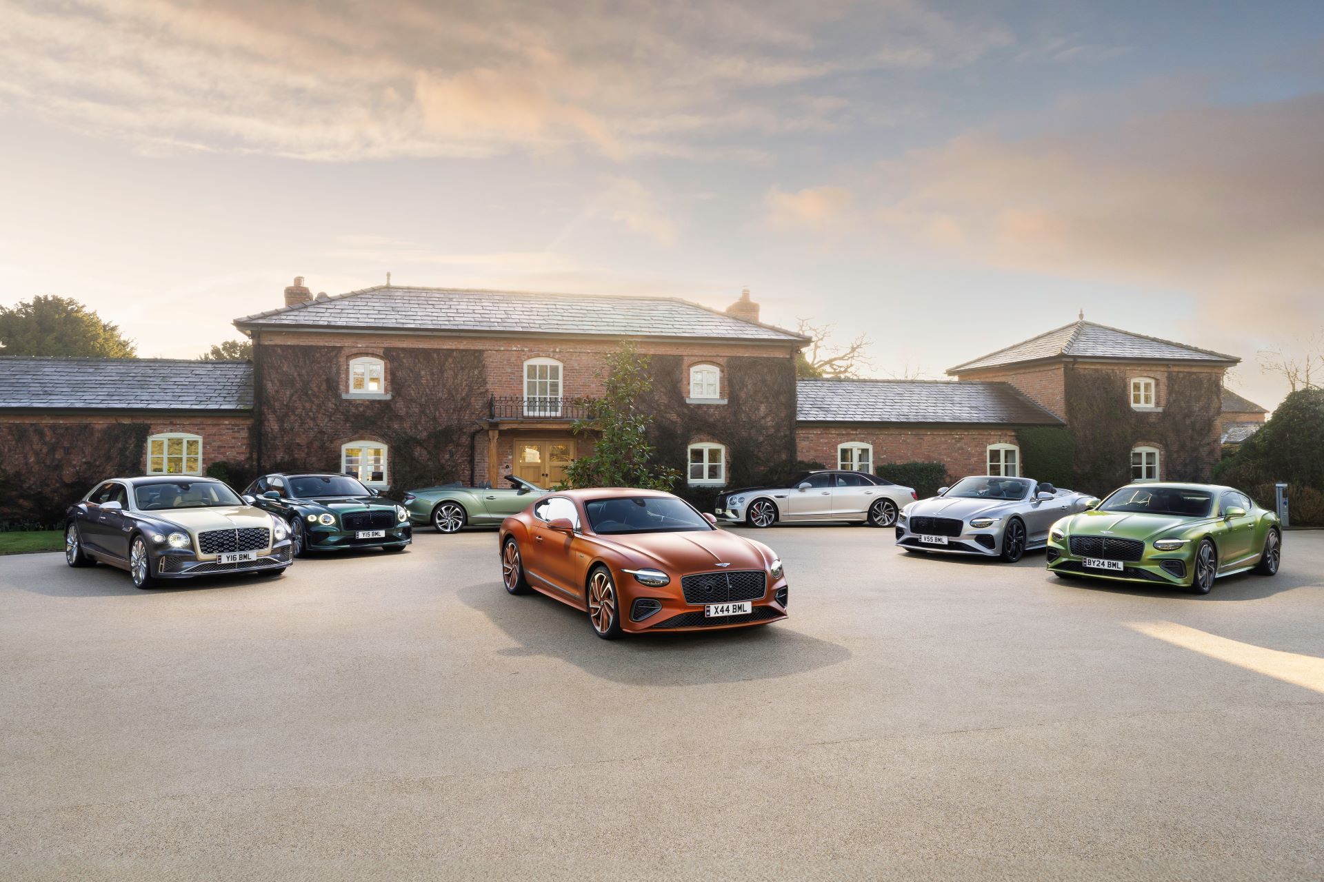 Bentley Launches First Ever Bespoke Insurance Service For Uk Customers