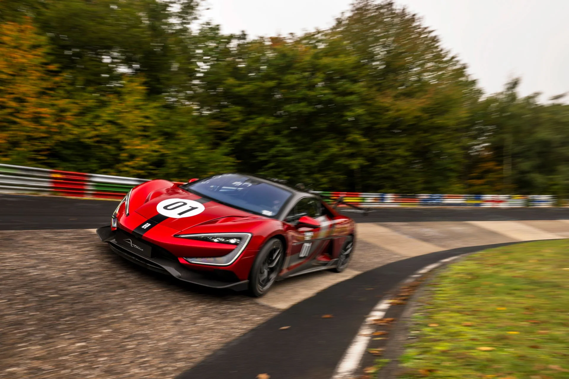 Yangwang u9 xtreme shatters nurburgring record – the worlds fastest ev takes on the ‘green hell